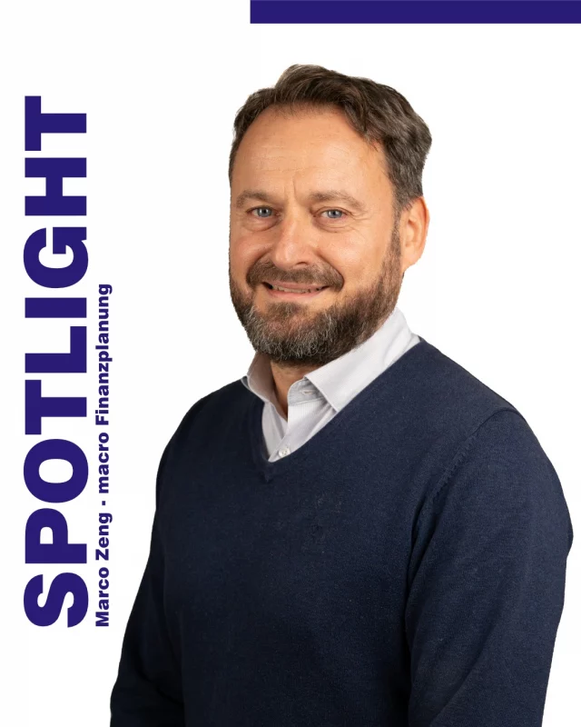 Marco Zeng – unser Zahlenjongleur fürs Kleingedruckte  Versicherungen sind schnell abgeschlossen.
Verstanden werden sie meistens erst, wenn es ernst wird.  Genau hier kommt Marco Zeng ins Spiel.
Mit macro Finanzplanung ist er bei uns im Unternehmerkreis tätig
und kümmert sich darum, was andere gern überlesen:
👉 das Kleingedruckte.  Marco sorgt für Klarheit bei Fragen wie:
• Welche Versicherungen brauche ich wirklich?
• Was zahlt meine Versicherung im Ernstfall tatsächlich?
• Zahle ich zu hohe Beiträge?
• Wie kann das Finanzamt bestmöglich an den Absicherungskosten beteiligt werden?  Keine Werbeversprechen.
Keine Rankings.
Keine Vergleichsportale.  Dafür:
✔ ehrliche Analyse
✔ transparente Beratung
✔ konsequente Interessenvertretung unserer Mandanten  Kurz gesagt:
Marco jongliert mit Zahlen – damit Sie ruhig schlafen können.  #Spotlight #Unternehmerkreis #MarcoZeng #macroFinanzplanung #Zahlenjongleur #Versicherung #Klarheit #UnabhängigBeraten